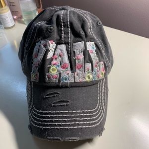 YALL Hat never worn.